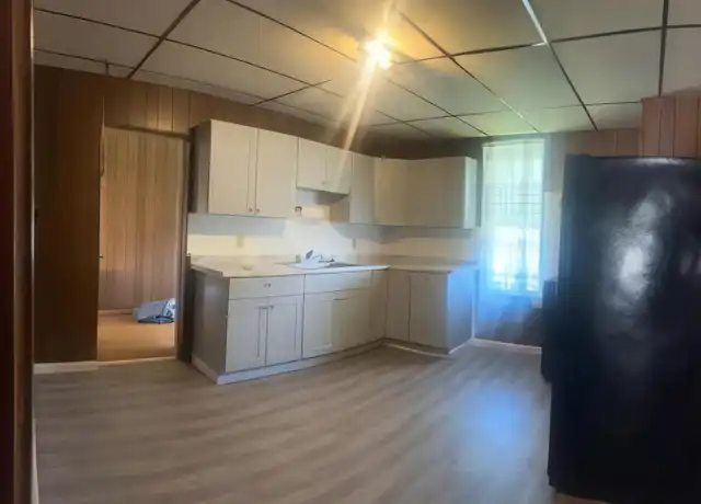 Property at 236 Brown St, Tamaqua, PA, 18252, 4 beds, 2 baths, [object Object]