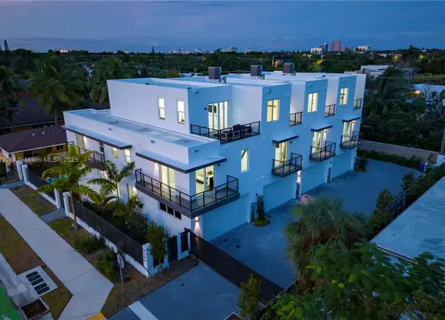Property at 1220 NE 15th Ave Unit A, Fort Lauderdale, FL, 33304, 5 beds, 4 baths, [object Object]
