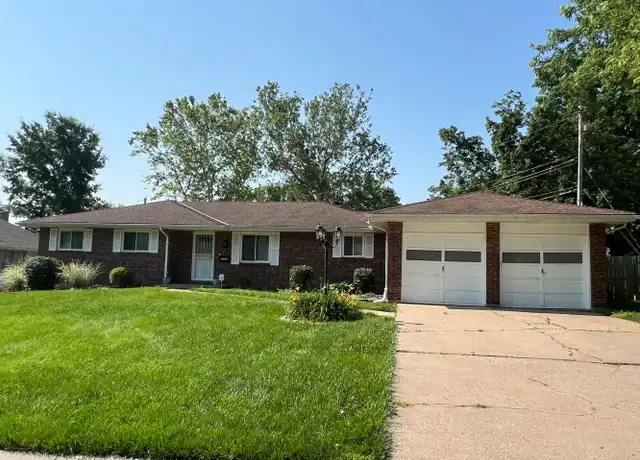 Property at 1701 NE 68th St, Kansas City, MO, 64118, 3 beds, 2 baths, [object Object]