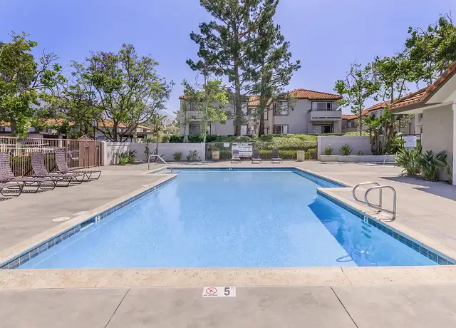 Photo of 114 Aliento, Rancho Santa Margarita, CA 92688