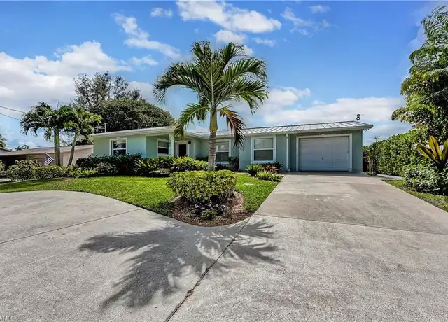 Property at 1540 Curlew Ave, Naples, FL, 34102, 2 beds, 2 baths, [object Object]