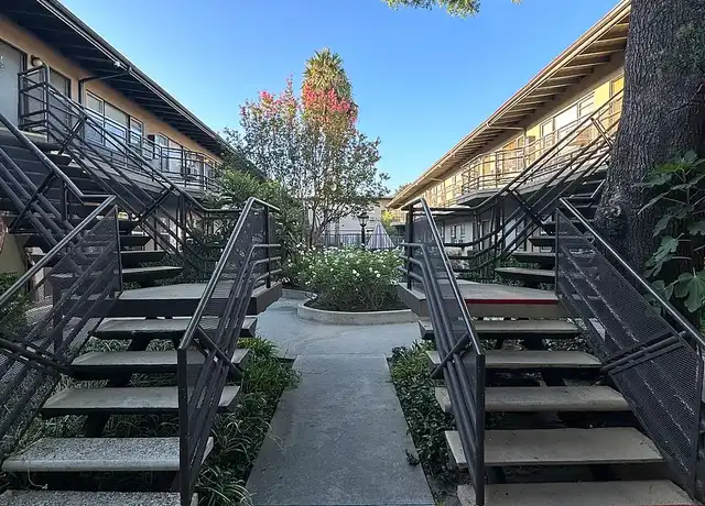 Property at Oxnard apartments - 13737 Oxnard St, Van Nuys, CA, 91401, 0 beds, 1 bath, [object Object]