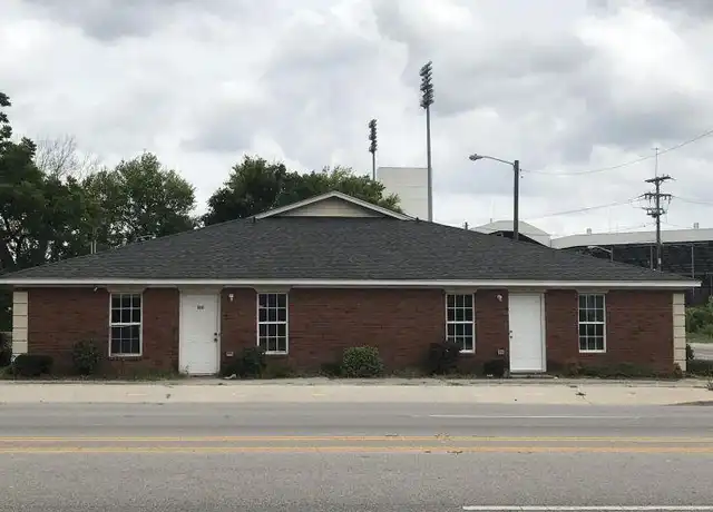 Property at 2 Buckley St, Orangeburg, SC, 29115, 1 bed, 1 bath, [object Object]