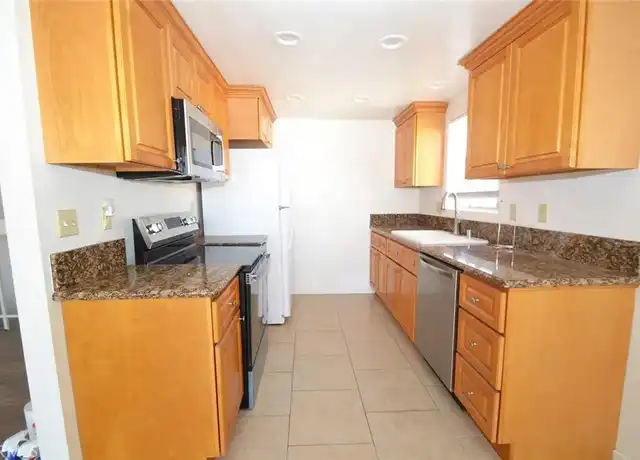 Property at 2218 Huntington Ln #4, Redondo Beach, CA, 90278, 2 beds, 2 baths, [object Object]