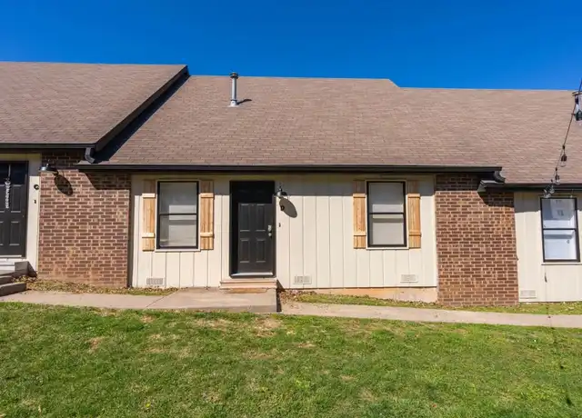 Property at 417 E Madison St, Springfield, MO, 65806, 3 beds, 2 baths, [object Object]