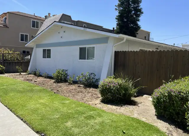 Property at 1213 Delaware St Unit c, Huntington Beach, CA, 92648, 2 beds, 1 bath, [object Object]