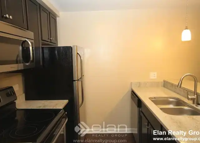 Property at 1720 N Halsted St, Chicago, IL, 60614, 2 beds, 1 bath, [object Object]