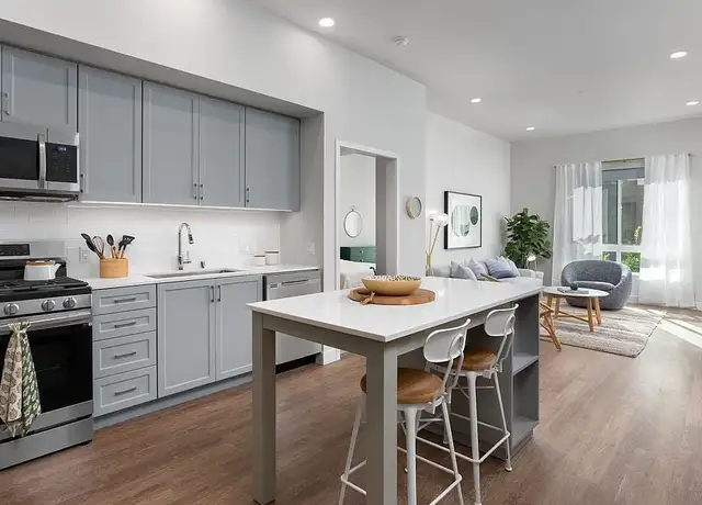 Photo of 185 S State College Blvd, Brea, CA 92821