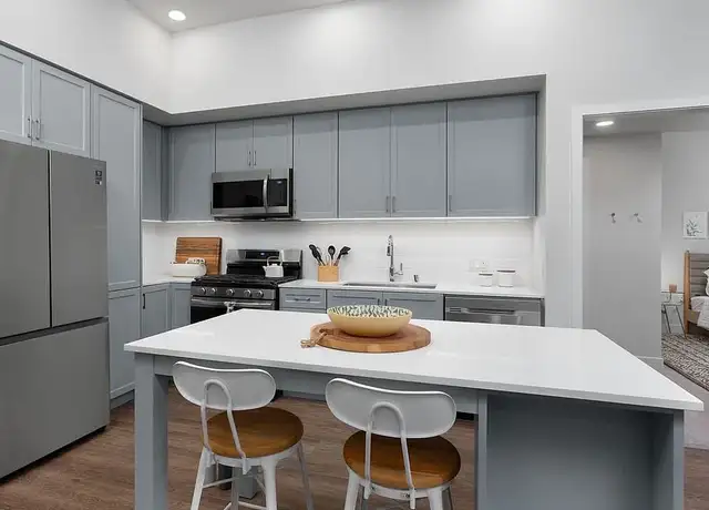 Photo of 185 S State College Blvd, Brea, CA 92821