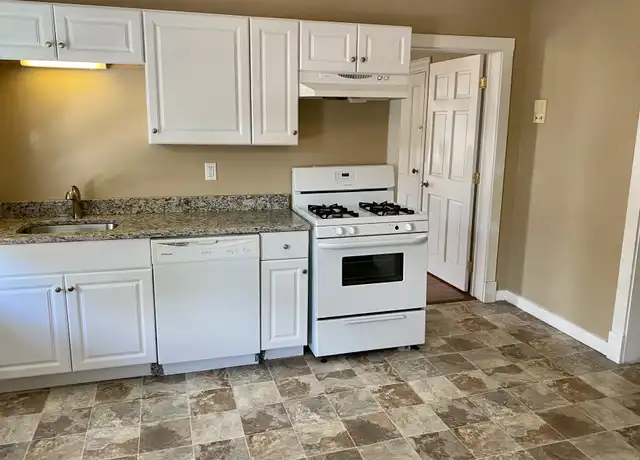 Property at 29 Gore St Unit 2, Cambridge, MA, 02141, 2 beds, 1 bath, [object Object]