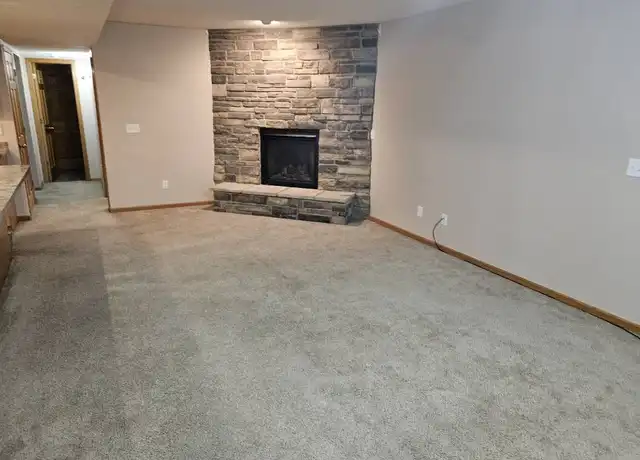 Property at 14270 Hemlock Ct N, Apple Valley, MN, 55124, 3 beds, 2.5 baths, [object Object]