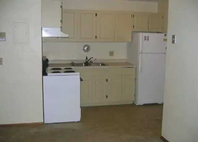 Property at 1862 Feronia Ave, Saint Paul, MN, 55104, 1 bed, 1 bath, [object Object]