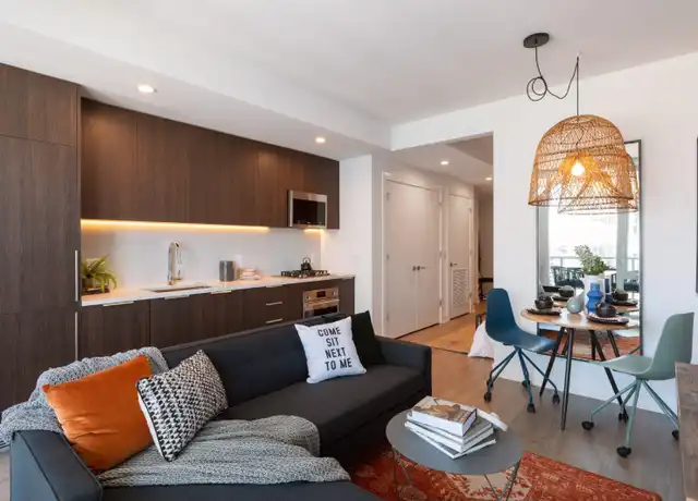 Property at 206 W Division St Unit 3105, Chicago, IL, 60610, 1 bed, 1 bath, [object Object]