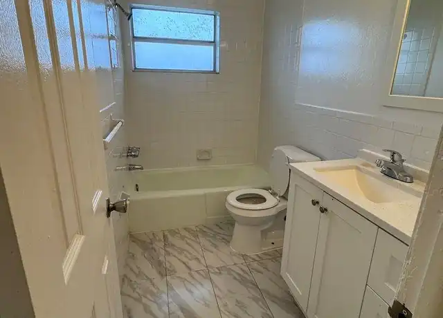 Property at 5831 SW 36th Ct Unit 205, Davie, FL, 33314, 1 bed, 1 bath, [object Object]