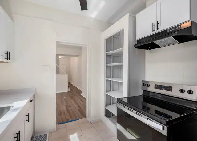 Property at 19 Edith Pl, Pittsburgh, PA, 15213, 3 beds, 1 bath, [object Object]