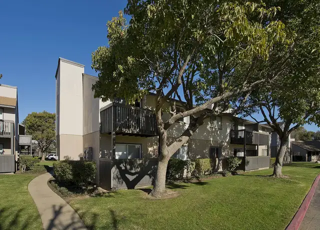 Photo of 436 Noice Dr, Salinas, CA 93906