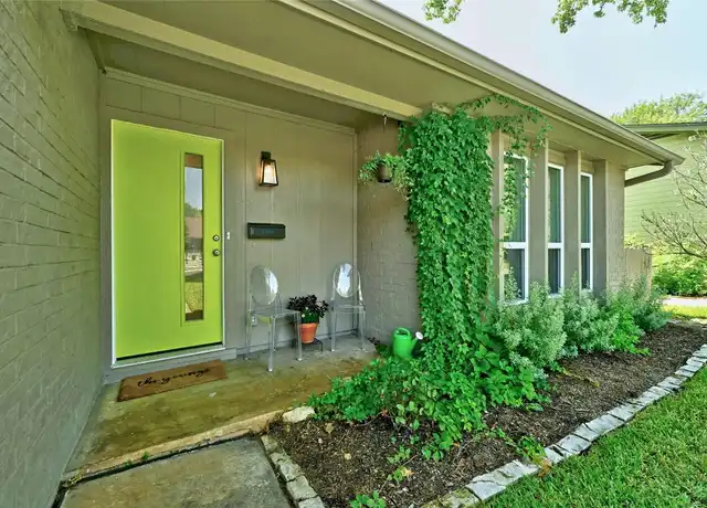 Property at 2301 Village Cir, Austin, TX, 78745, 3 beds, 2 baths, [object Object]