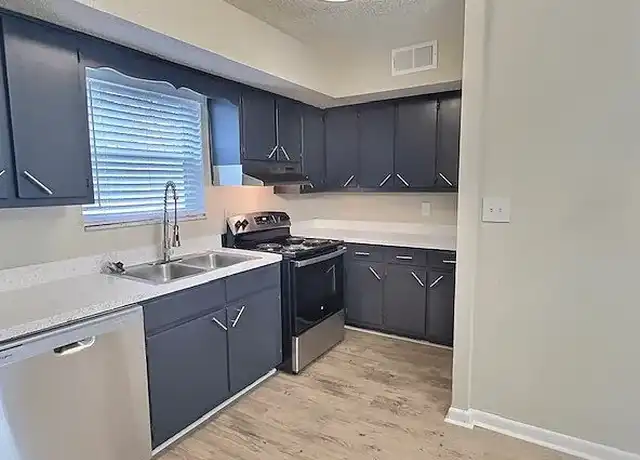 Property at Carriage Hills Apartments - 2355 W Michigan Ave, Pensacola, FL, 32526, 1-2 bed, 1-1.5 bath, [object Object]