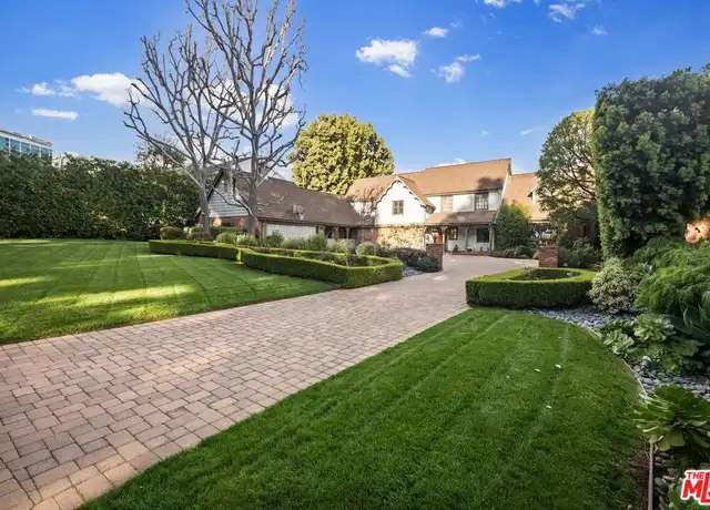 Property at 708 N Sierra Dr, Beverly Hills, CA, 90210, 4 beds, 5 baths, [object Object]