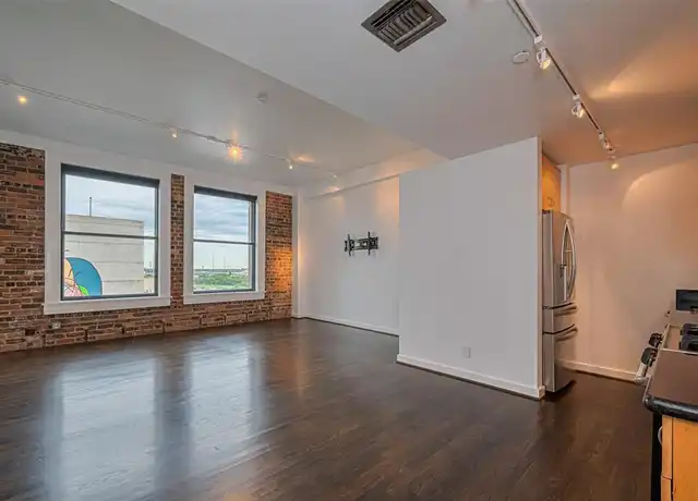 Property at 915 Franklin St Unit 6E, Houston, TX, 77002, 1 bed, 1 bath, [object Object]