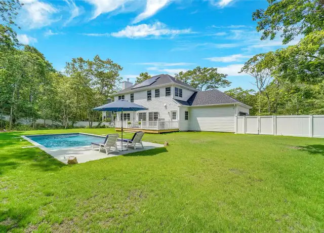 Property at 29 Gateway Ct, Hampton Bays, NY, 11946, 4 beds, 4 baths, [object Object]