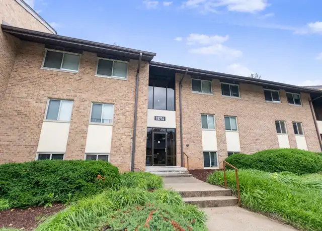 Property at 18714 Walkers Choice Rd, Montgomery Village, MD, 20886, 2 beds, 2 baths, [object Object]
