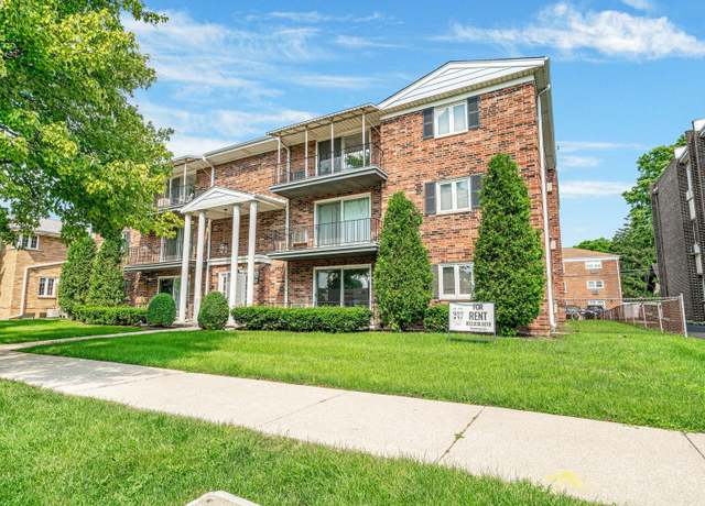 Photo of 21 S Waiola Ave, La Grange, IL 60525