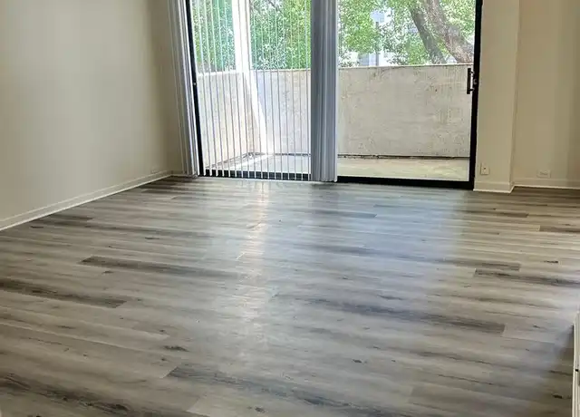 Property at Governors Square Apartments - 1451 3rd St, Sacramento, CA, 95814, 1 bed, 1 bath, [object Object]