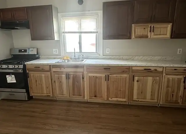 Property at 71 Thornton St Unit 2, Revere, MA, 02151, 4 beds, 1 bath, [object Object]
