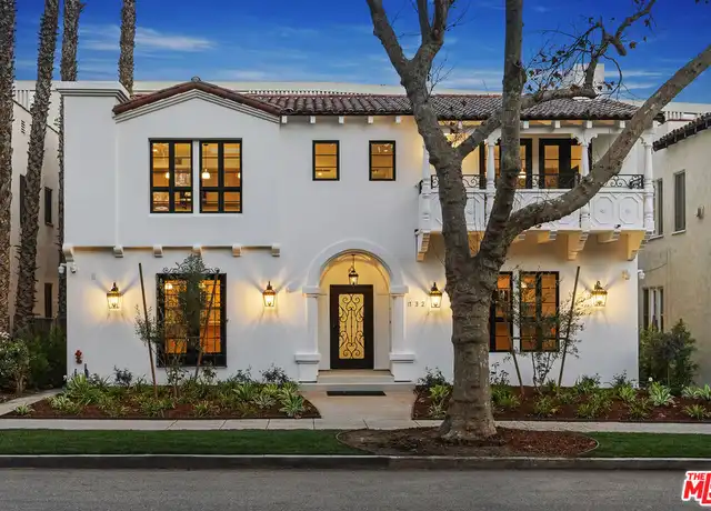 Property at 132 S Oakhurst Dr Unit 4, Beverly Hills, CA, 90212, 1 bed, 1 bath, [object Object]