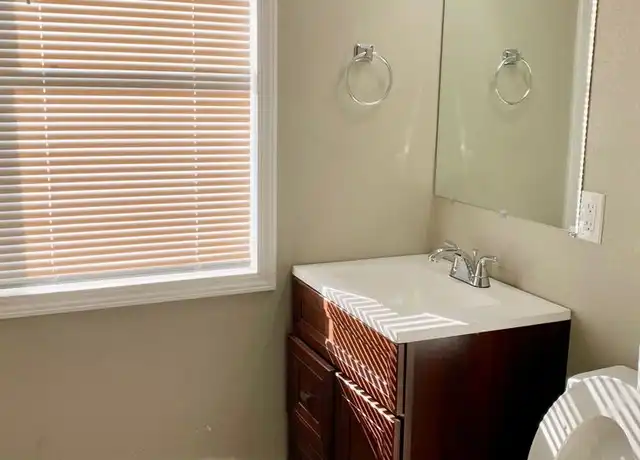 Property at 603 Poplar Ave, Jonesboro, AR, 72401, 3 beds, 1 bath, [object Object]
