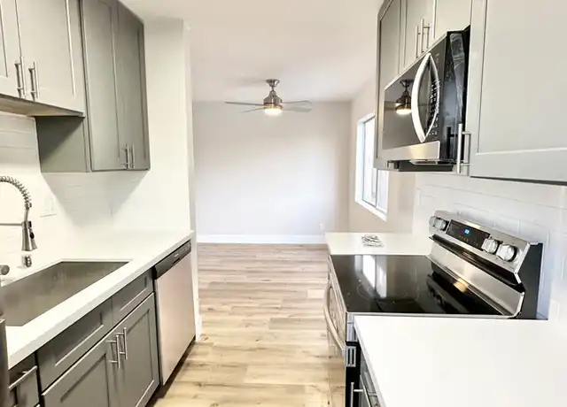 Property at 982 Menlo Ave Unit 206, Los Angeles, CA, 90006, 1 bed, 1 bath, [object Object]