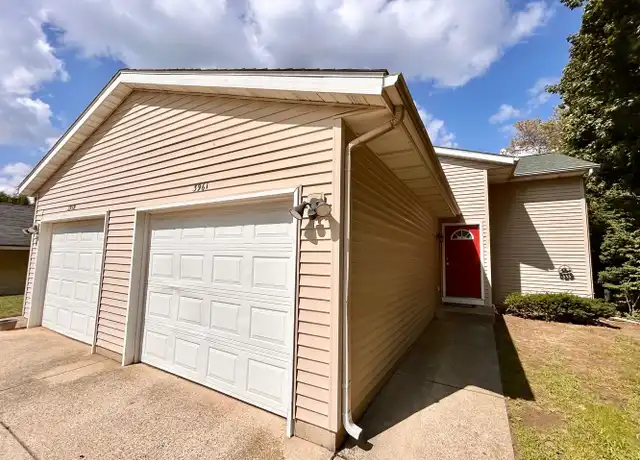 Property at 3961 Camelot Dr SE, Grand Rapids, MI, 49546, 4 beds, 2 baths, [object Object]