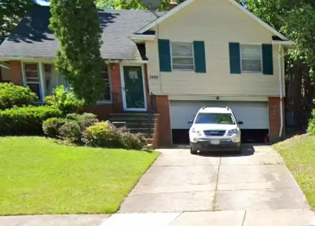 Property at 1099 Woodview Rd, Cleveland, OH, 44121, 4 beds, 1 bath, [object Object]
