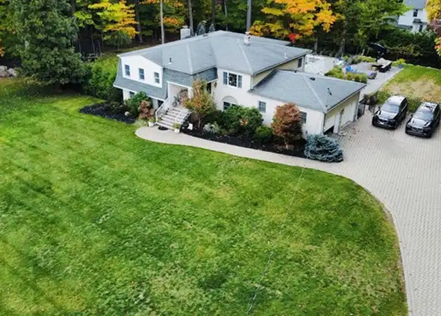 Property at 28 Degray Ter, Mahwah, NJ, 07430, 5 beds, 3 baths, [object Object]