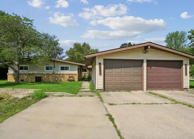 Property at 1201 Broadmoor Dr, Champaign, IL, 61821, 2 beds, 1 bath, [object Object]