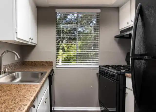 Property at 10362 Sahara Dr Unit 211, San Antonio, TX, 78216, 1 bed, 1 bath, [object Object]