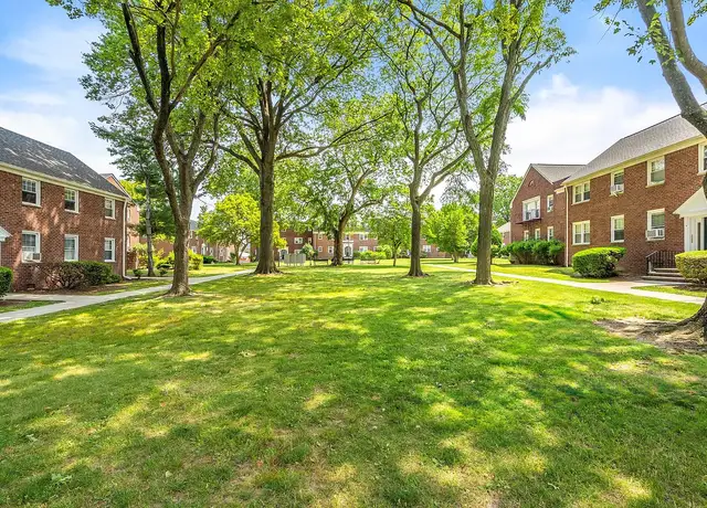 Photo of 5 Market St, Clifton, NJ 07012