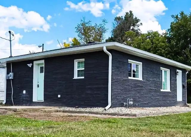 Property at 2702 N 6 1/2 St, Terre Haute, IN, 47804, 2 beds, 1 bath, [object Object]