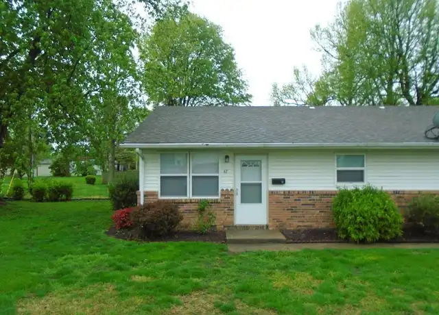 Property at 42 Eastland Dr, Belleville, IL, 62221, 2 beds, 1 bath, [object Object]