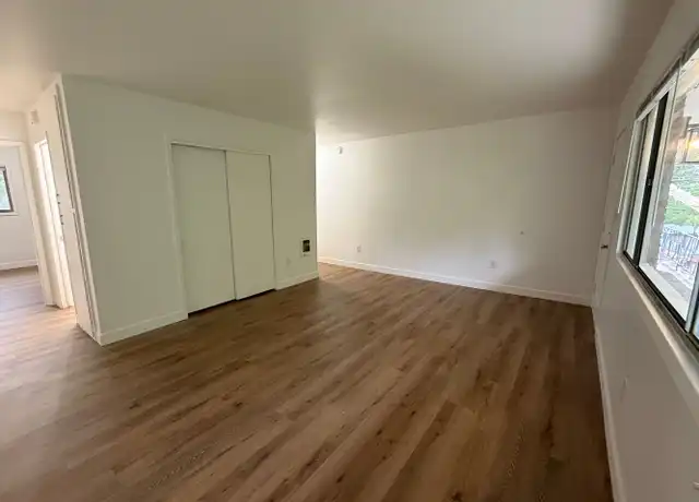 Property at 1218 W Tenth Ave Unit 6, Spokane, WA, 99204, 1 bed, 1 bath, [object Object]