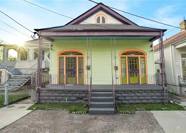 Property at 129 N Rendon, New Orleans, LA, 70119, 2 beds, 1 bath, [object Object]