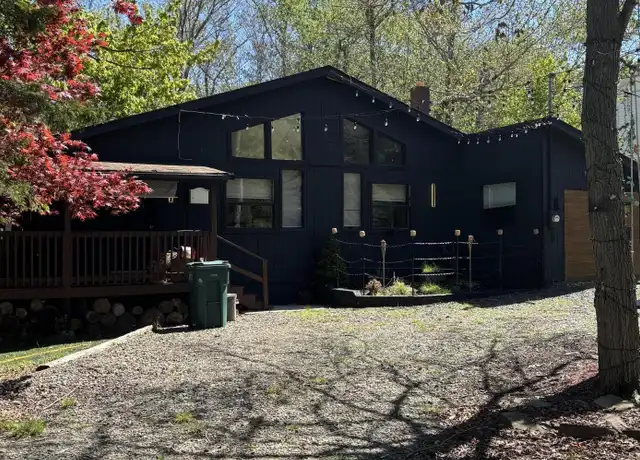 Property at 2926 Melody Ln, Tobyhanna, PA, 18466, 3 beds, 1.5 baths, [object Object]
