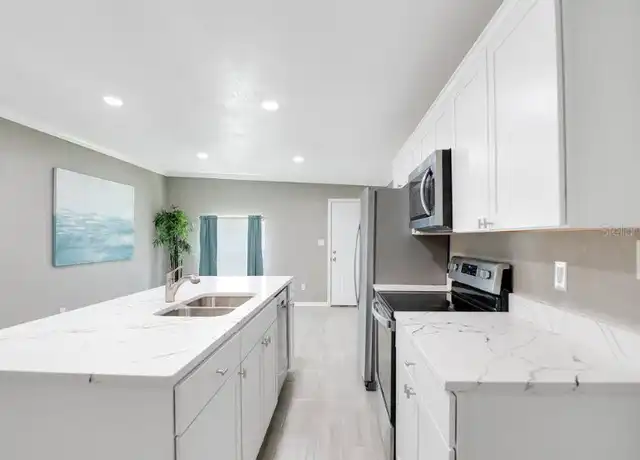 Property at 2907 E Washington St, Orlando, FL, 32803, 3 beds, 2 baths, [object Object]