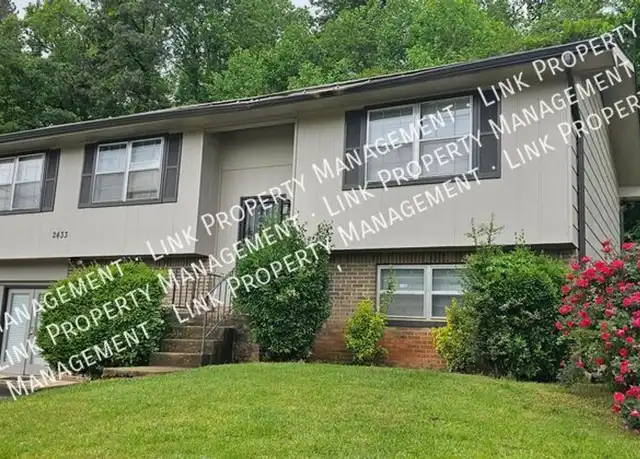 Property at 2433 Meade Cir, Chattanooga, TN, 37406, 3 beds, 2 baths, [object Object]