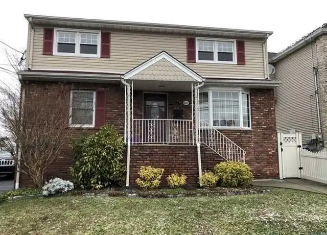 Property at 361 Sanford Ave Unit 2-2, Lyndhurst, NJ, 07071, 1 bed, 1 bath, [object Object]