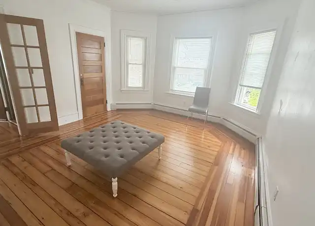 Property at 37 Berkley St Unit 2, Fall River, MA, 02724, 3 beds, 1 bath, [object Object]