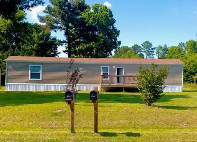 Property at 104 Persimmon Dr, Kathleen, GA, 31047, 3 beds, 2 baths, [object Object]