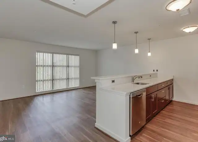 Property at 905 N Jackson St Unit 201, Arlington, VA, 22201, 2 beds, 2 baths, [object Object]