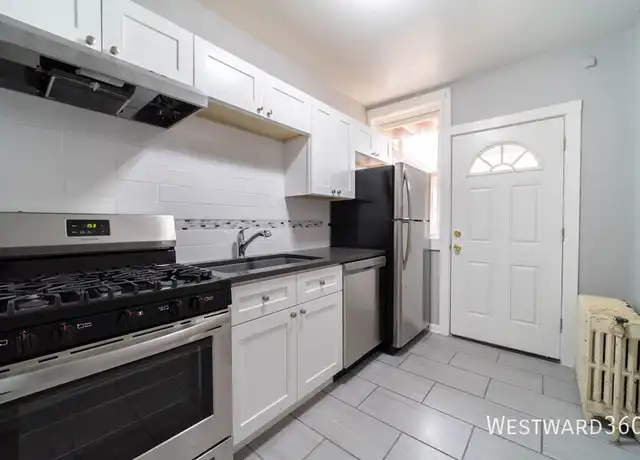 Property at 6510 N Hamilton Ave Unit 3S, Chicago, IL, 60645, 1 bed, 1 bath, [object Object]